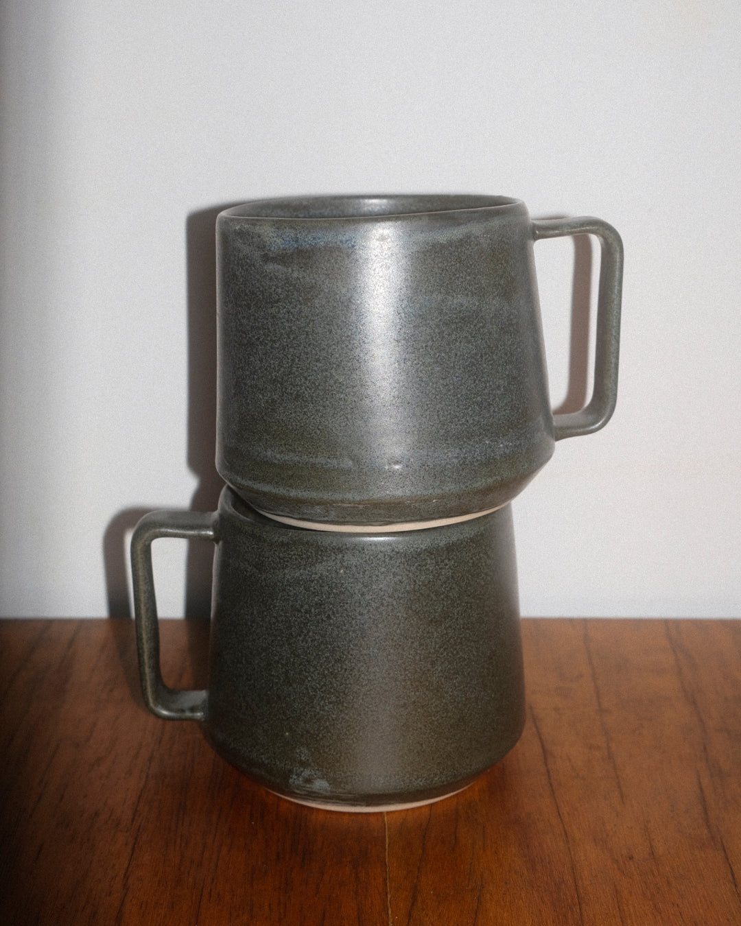 Charcoal Forma Mug