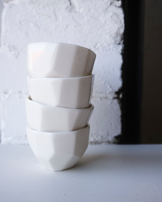 White Gloss Gem Cup